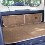 ヴィンテージスタイル リアゲートパネルカバー（JB64,JB74,JC74）